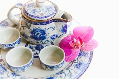 posliini valkoinen sininen teeastiasto tyylikäs lahja