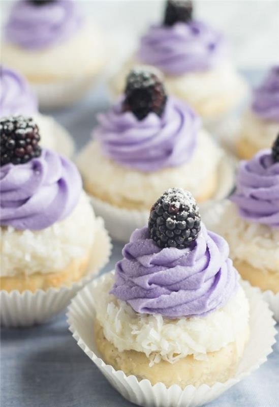 Cupcakes -resepti leipoa pieniä tartletteja itse Purppura kerma