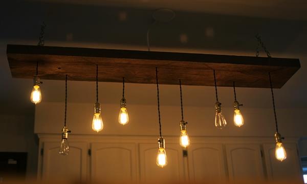 DIY -koristelamput puiset riippuvalaisimet