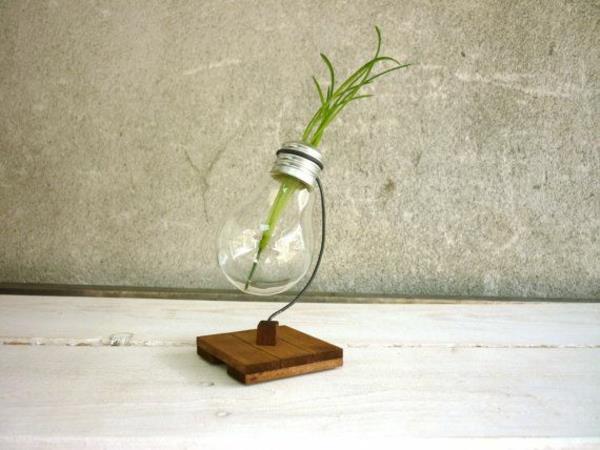 Hehkulampputeline DIY koristeellinen puulevy
