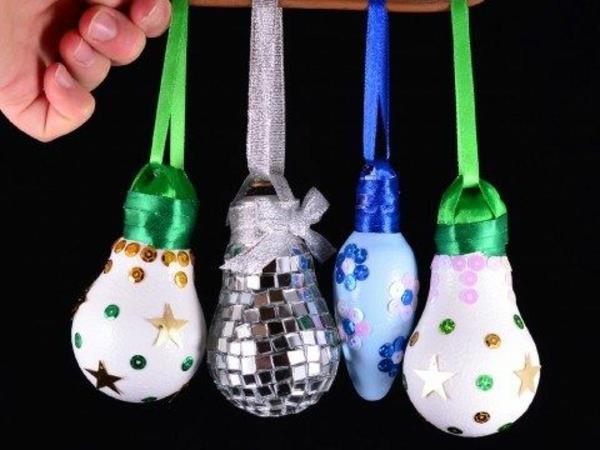 DIY -sisustuslamput Joulupallot vihreät