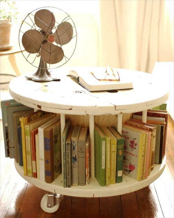 DIY puiset olohuoneen huonekalut kaapelirummusta