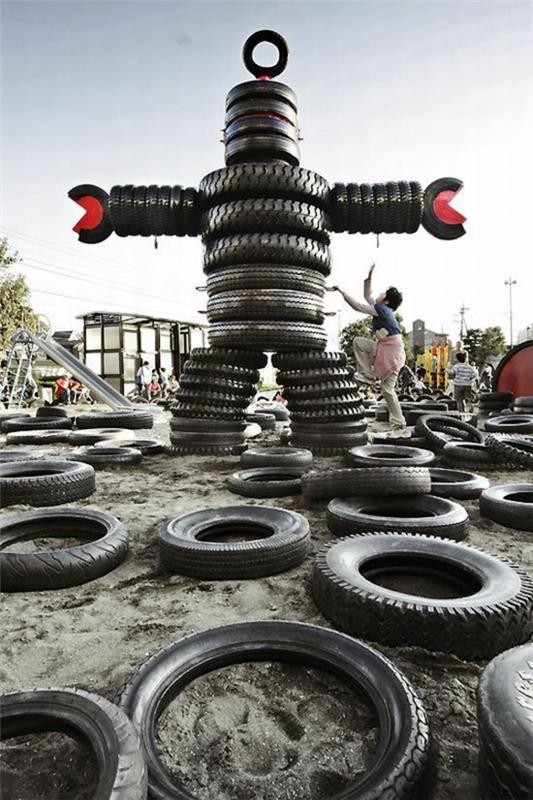 DIY teollisuuskalusteet, jotka on valmistettu autonrenkaista robotti