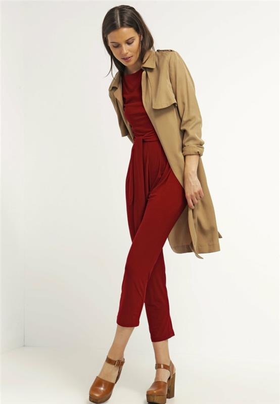 Naisten housut punaiset muodin trendit - viininpunainen vyö
