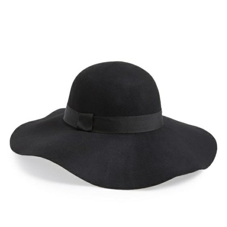 Naisten hatut Naisten muoti- ja muotoiluvinkit tuntuivat hatulta mustalta