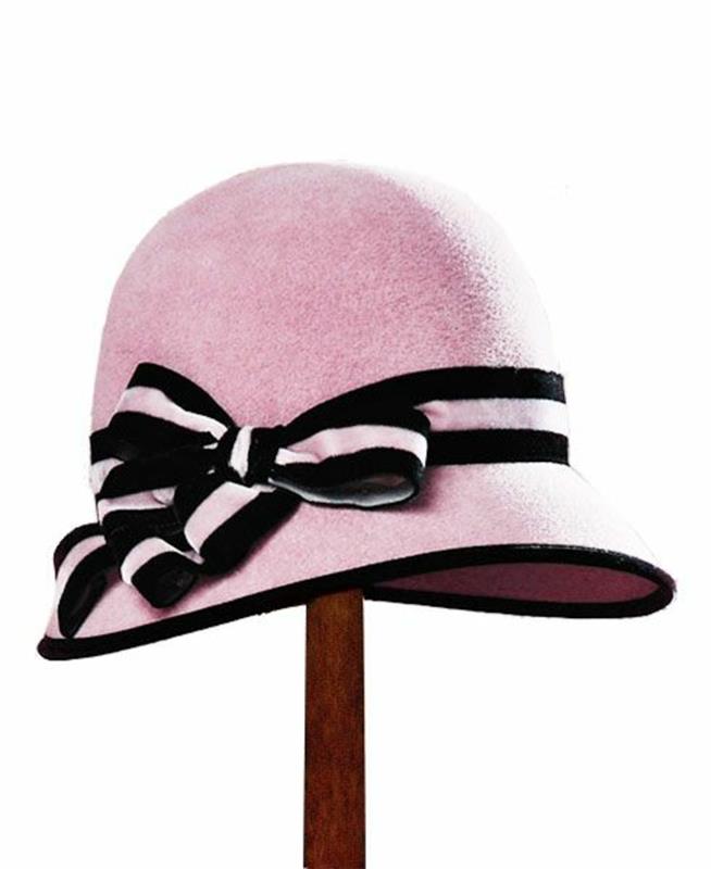 Naisten hatut Naisten muoti- ja muotoiluvinkkejä Retrotyylinen vaaleanpunainen naisten hattu
