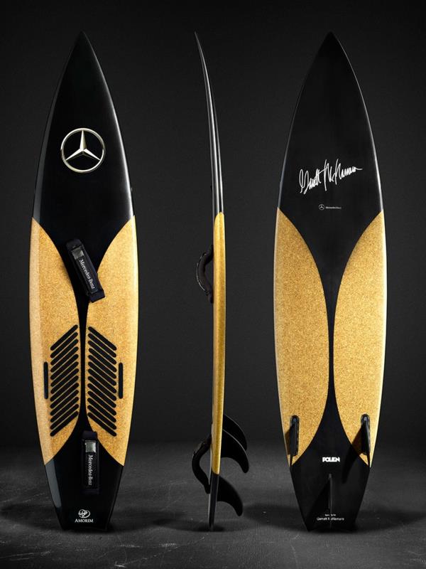 Mercedes -surffilauta musta keltainen