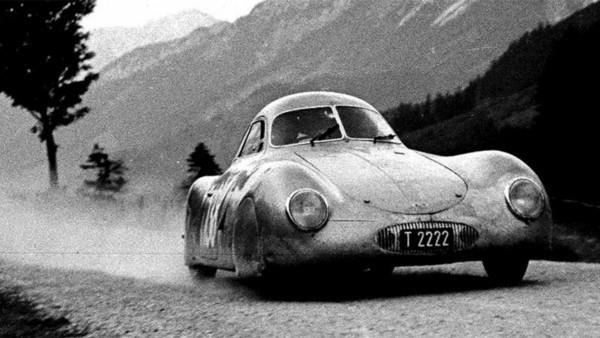 Vanhin Porsche Type 64 myydään huutokaupassa 20 miljoonalla dollarilla