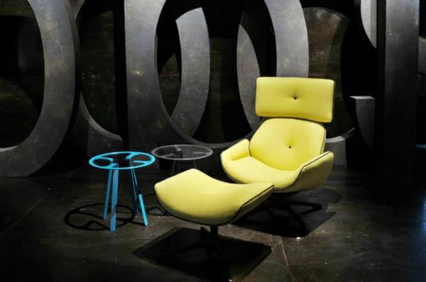 Suunnittelija huonekalumallisto kirkkaan keltainen nojatuoli nahkaa