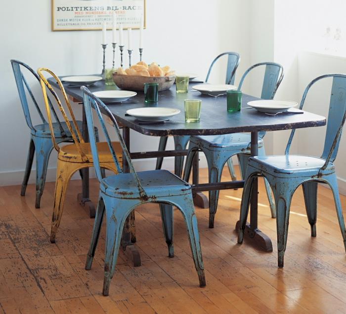 Suunnittele klassiset Tolix -ruokasalin tuolit