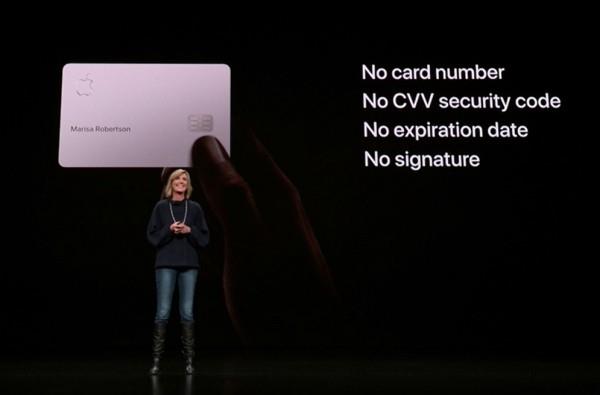 Apple -kortti on uusi luottokortti, jota voit käyttää Apple Payn kanssa, titaanikortti, jossa on nimesi, eikä mitään muuta