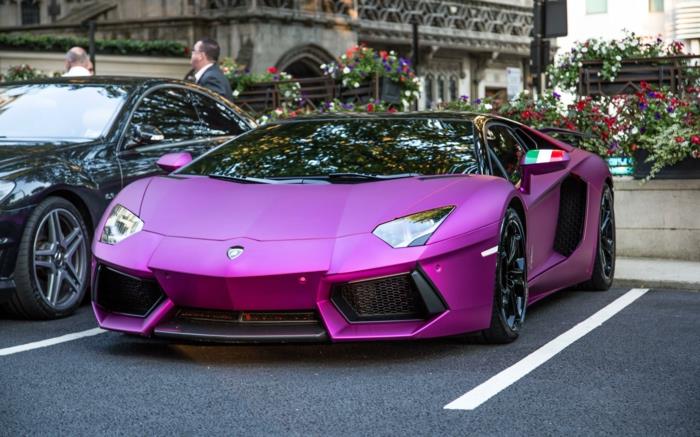 Väri violetti lambourghini