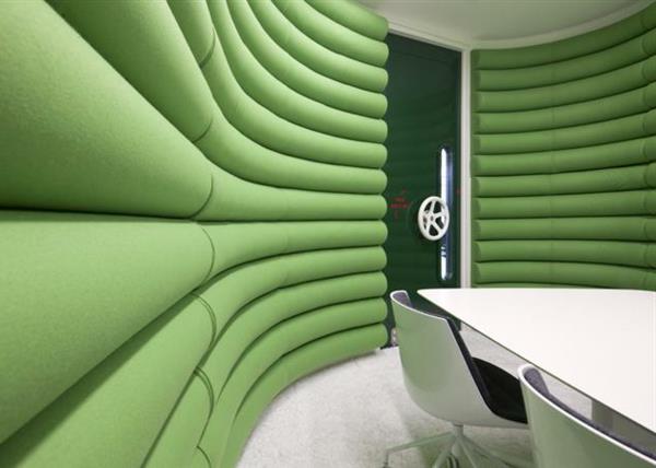 Googlen pääkonttori Lontoossa suunnittelee pehmeitä kankaita vihreiksi
