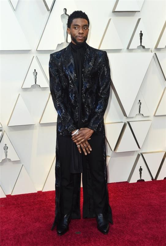 Chadwick Bosemanin vuoden 2019 Oscar -gaalan parhaat asut