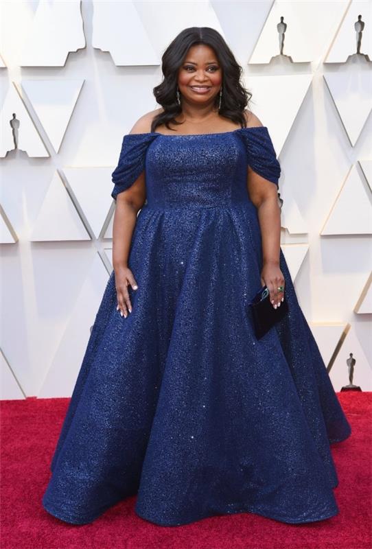 Oscar -gaala 2019 Octavia Spencerin parhaat asut Christian Sirianon sinisessä iltapuvussa