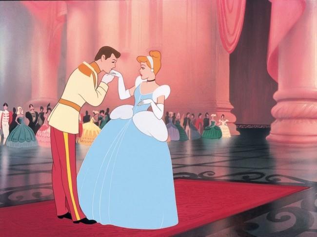 Nämä kaikki ovat tulevia uusintoja Disney Princess Charmingista Sleeping Beautyilta