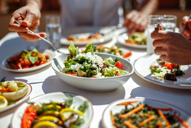 Ruokavalio säännöt kasvis salaatit terveellinen syöminen vähäkalorinen