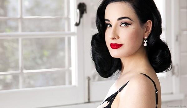 Dita von Teese on kaunis uuden burleskin tyyliin