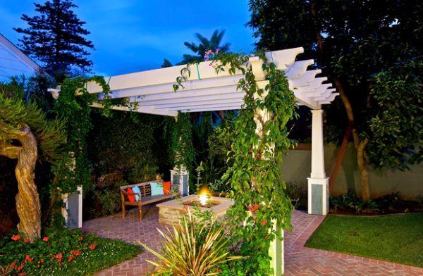 Tyylikäs pergola design design kasvilajit kaunis puutarha