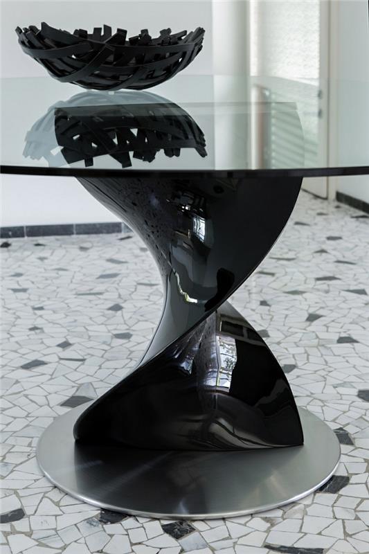 Elika suunnittelija ruokapöytä pyöreä musta lasilevy metallilevy mosaiikkilattia
