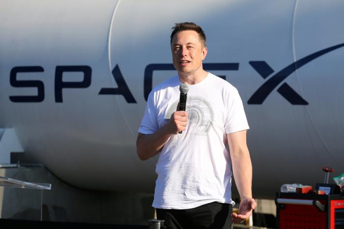 Elon Musk SpaceX unelmasta todellisuuteen