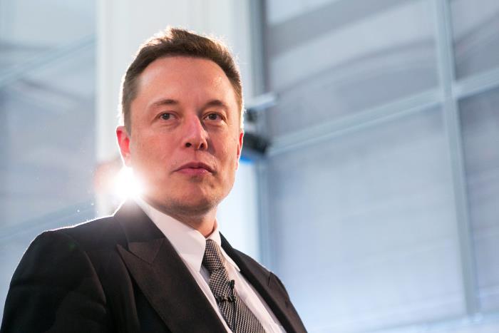 Elon Musk tekniikalla ja unelmilla tekee miljardeja
