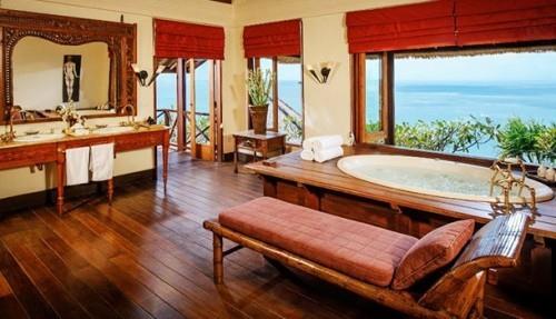 Rentouttava ylellinen loma Bali Indonesia paljon asumismukavuutta kylpyhuoneessa, upeat näkymät ulos