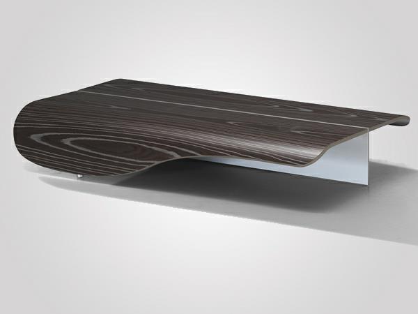 Hämmästyttävä huonekalumallisto Mercedes Benzin sohvapöydältä