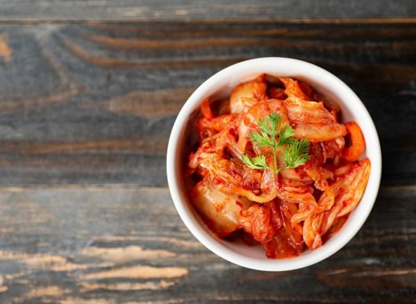 Rasvanpolttaja rasvaa polttava ruoka kimchi