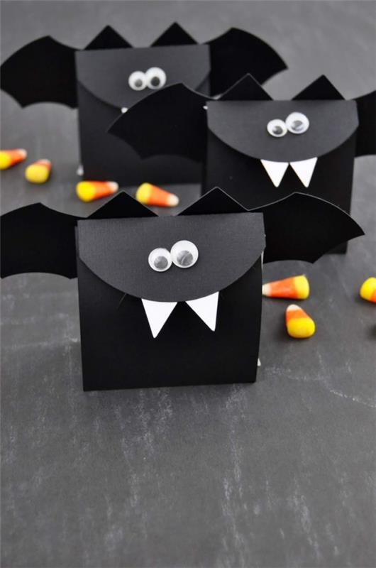 Lepakkomies lasten kanssa Halloweeniin - 50 lumoavaa ideaa ja ohjeita lahjakassi lepakko hauska