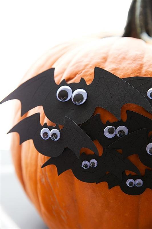 Lepakkomurha lasten kanssa Halloweeniin - 50 lumoavaa ideaa ja ohjetta kurpitsan koriste -ideoista heiluttaa silmiä