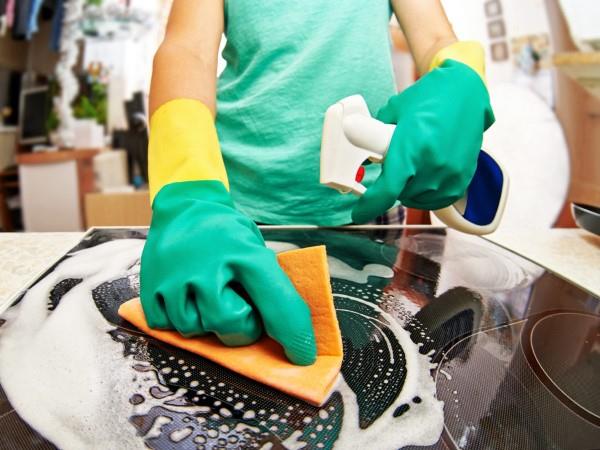 Kevään puhdistuksen tarkistuslista ja muut älykkäät keittiön siivousvinkit
