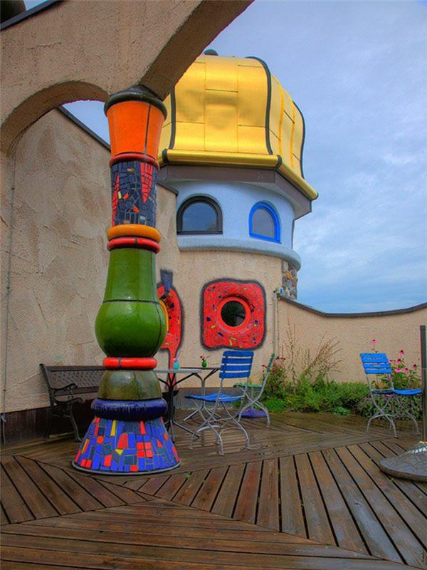 Friedensreich Hundertwasser, itävaltalainen taiteilija