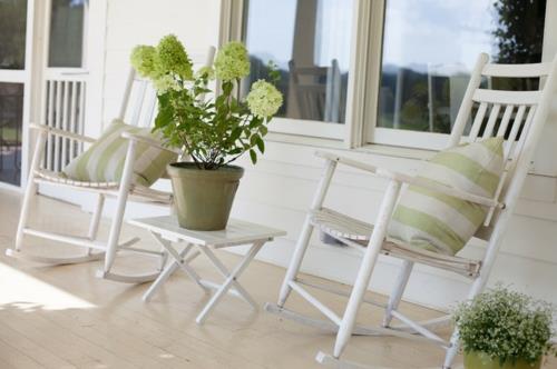 Luo kodikas koti puinen keinu puutarhakalusteet valkoinen veranta