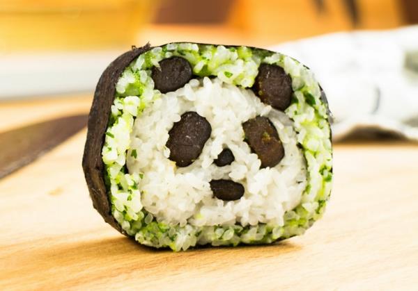 Sushi Halkeileva laji panda pää