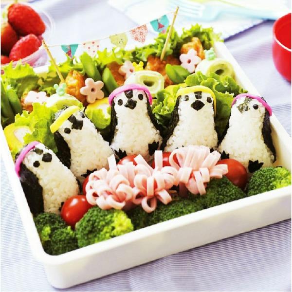 Sushi hienoja nykyaikaisia ​​pingviinejä