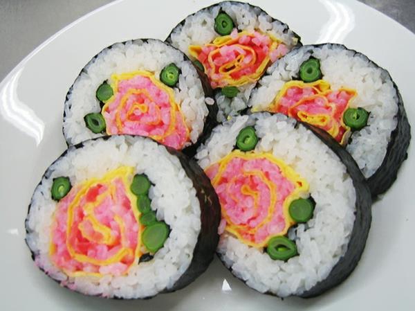 Sushi säröillä tyypit punaisia ​​ruusuja