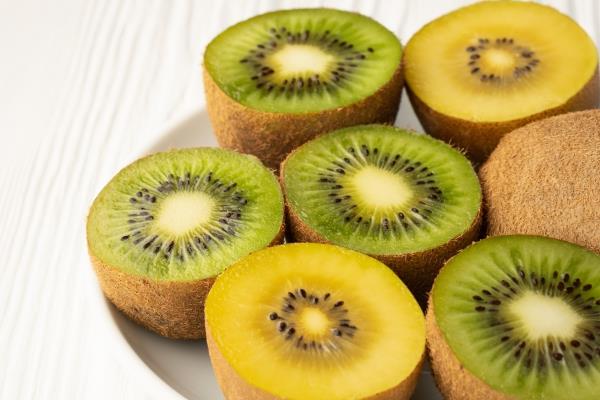 Terveellisimmät hedelmät Top 5 ravitsevinta lajiketta kiivi hedelmät keltainen vihreä herkullinen kaunis eksoottinen