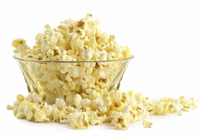 Terveet lapset syövät popcornia