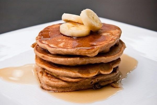 Terveellisiä aamiaisideoita lapsille amerikkalaisia ​​pannukakkuja