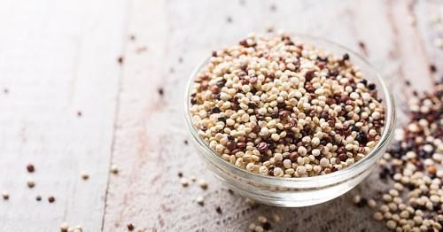 Terveellinen ruoka Kvinoa on täysin gluteeniton ja erittäin terveellinen