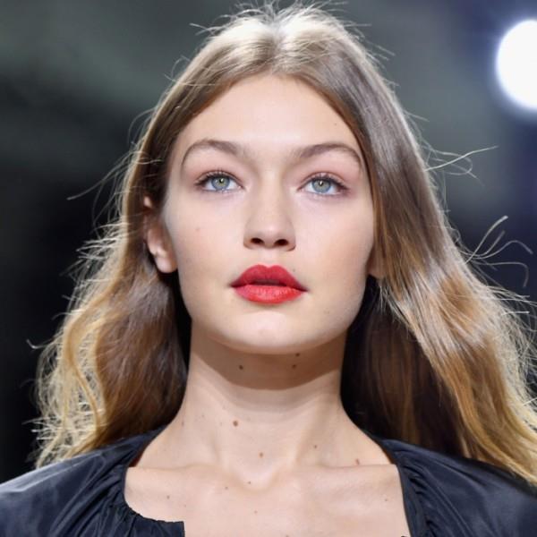 Gigi Hadid supermalli yksi Victorias Secret -merkin pienistä enkeleistä