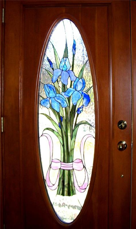 Lasimaalaus kotona oven oven kukkia kimppu