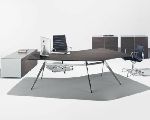 Halvat toimistopöydät muotoilevat puuta geometrisesti