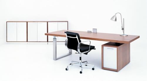 Halvat työpöydät toimistoon, metallinen pöytävalaisin