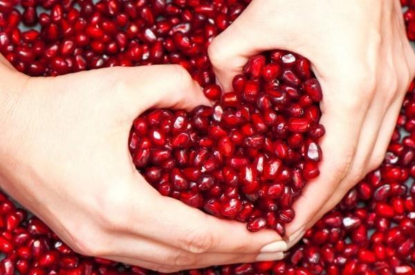 Granaattiomena todistettu vaikutus - ikääntymistä estävä yhdiste läpäisee ihmisen kokeilun Granaattiomena sydämen terveeksi