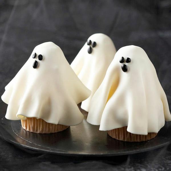 Kauhu muffinsseja leivonta halloween leivonnaisia ​​cupcakes aaveita