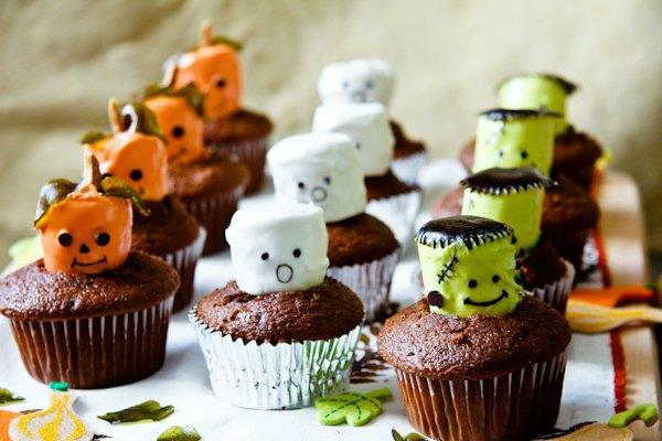 Kauhu Muffinsit Halloween Leivonnaiset Halloween Leivonta Halloween Party Reseptit cupcakes resepti