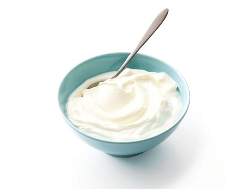 Hiustenhoito tee itsellesi hiusnaamari jogurtilla