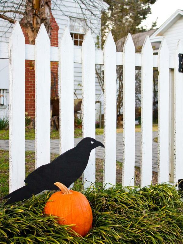 Halloween -koriste musta valkoinen puutarha -aita